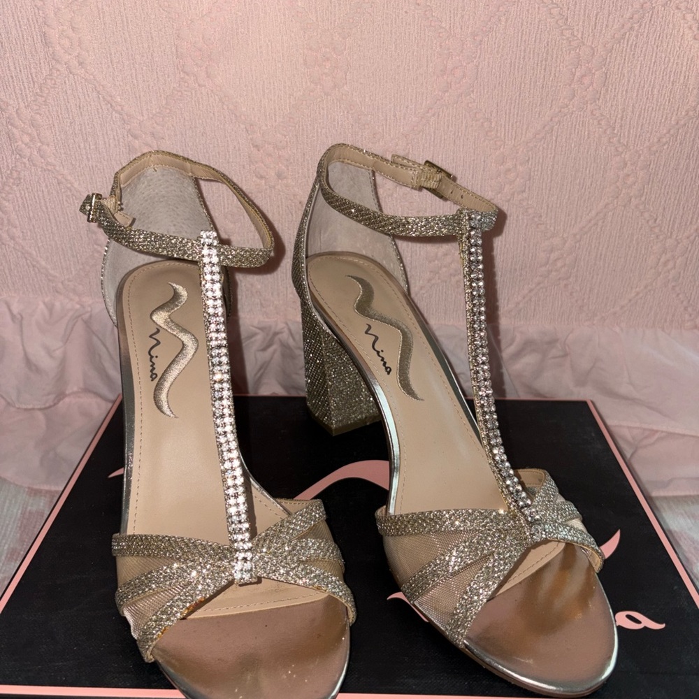Nina Sparkling Gold Heels with Rhinestone Detail